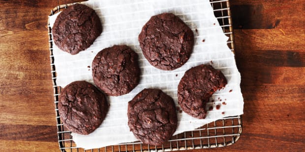 Flourless Chocolate Whey Cookies