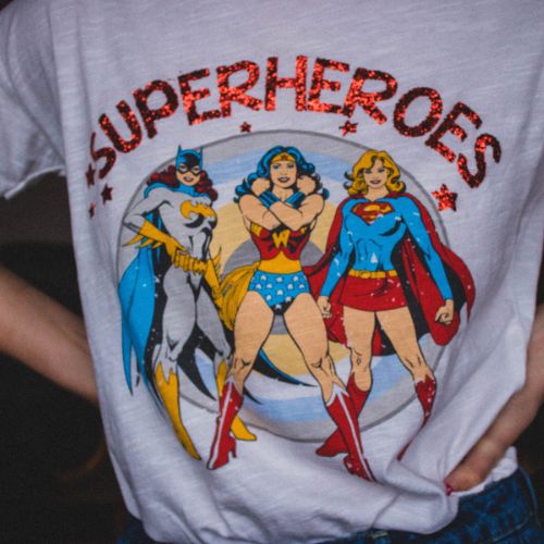 printed t-shirt homemade gift idea image by Canva