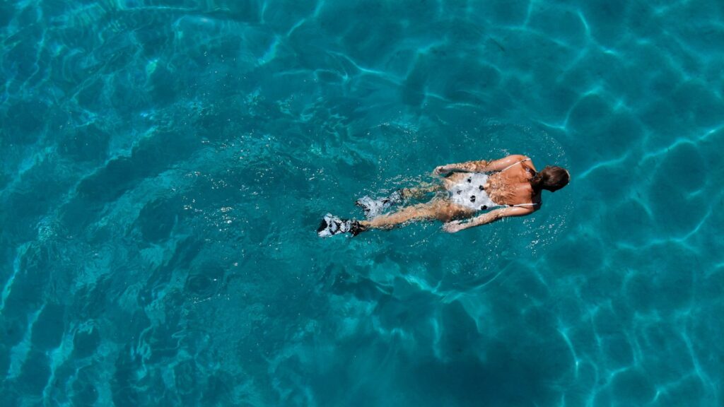 woman swimming as sports to try image by filip-filkovic-philatz on Unsplash