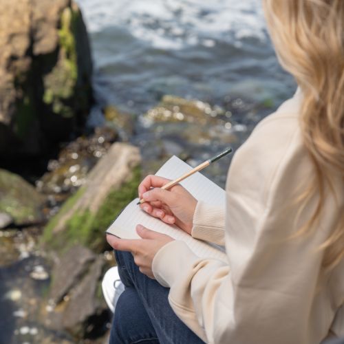 journalling for mindfulness; image by Canva