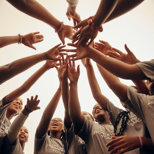 H&M Move Teams Up With ActivateHer To Support Girls In Sport