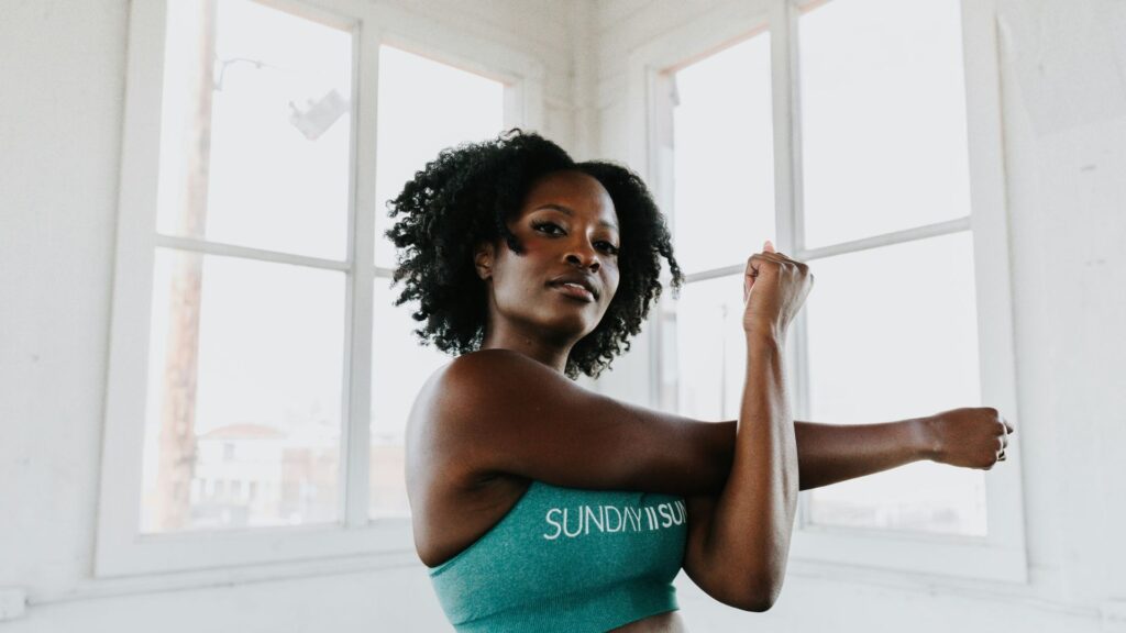 Is It Okay To Go To The Gym With Make-up? Here’s What Experts Say
